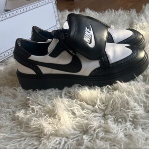 Nike Kwondo1/Peaceminusone sz 11